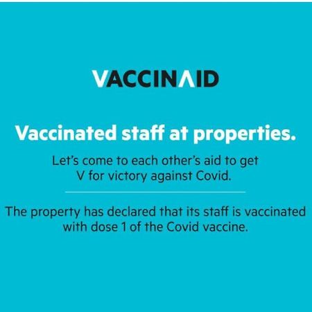 Vaccinated Staff - Oyo 1300 Crecia Guest House Hatu Ngoại thất bức ảnh