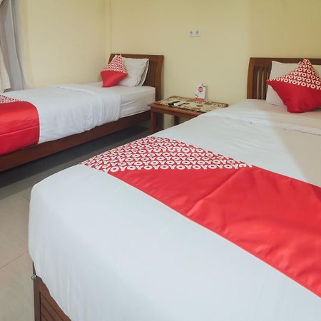 Vaccinated Staff - Oyo 1300 Crecia Guest House Hatu Ngoại thất bức ảnh