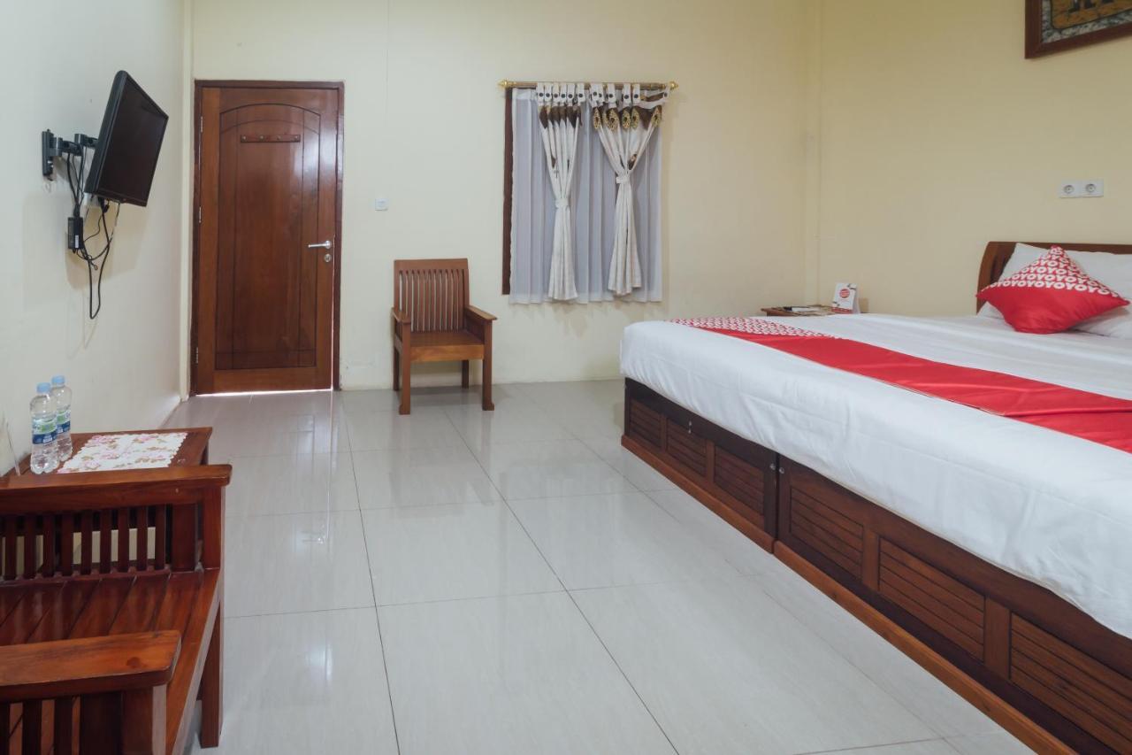Vaccinated Staff - Oyo 1300 Crecia Guest House Hatu Ngoại thất bức ảnh